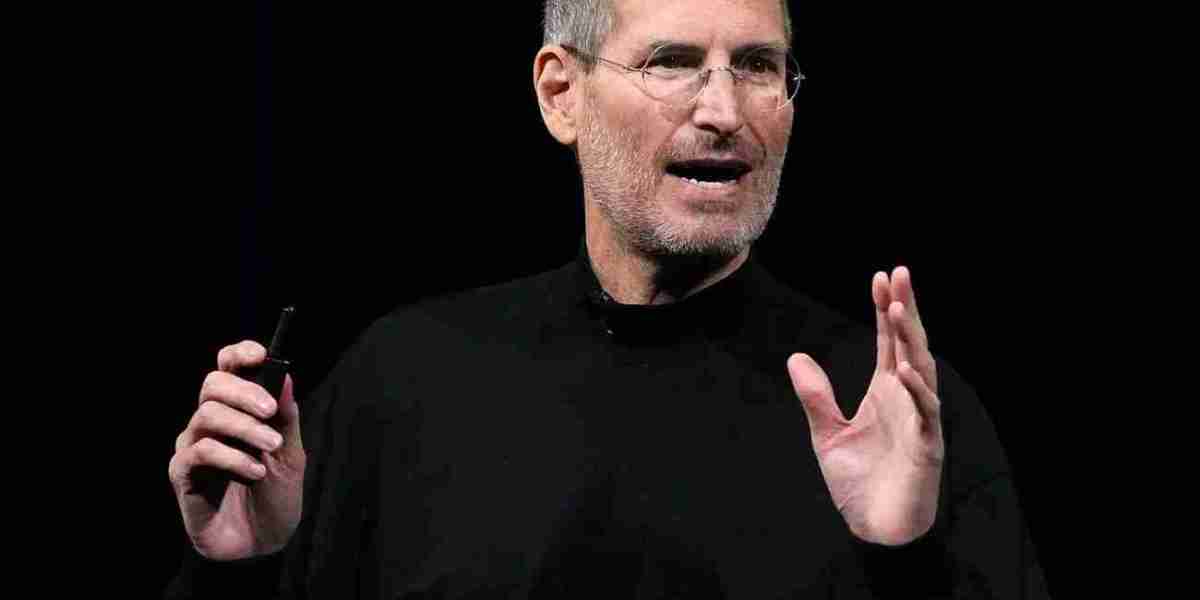 Steve Jobs: Sosok di Balik Transformasi Dunia Digital